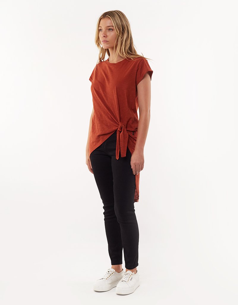 Silent Theory Moscow Tail Tee Rust