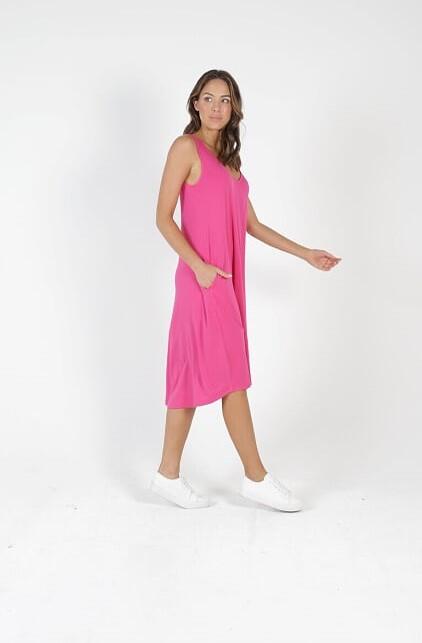 Betty Basics Oman dress Fuchsia
