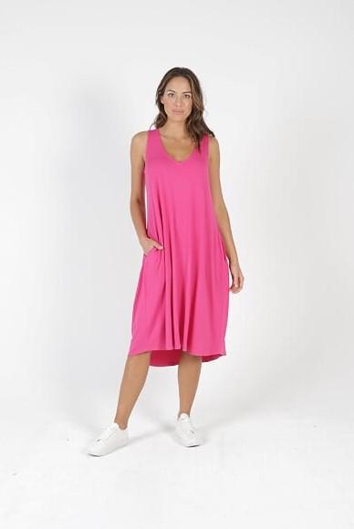 Betty Basics Oman dress Fuchsia